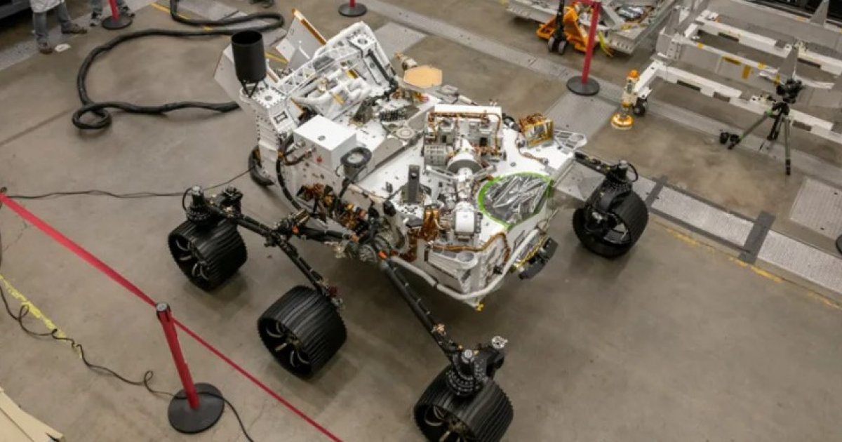 NASA планирует отправить двойника «Персеверанса» к южному полюсу Луны