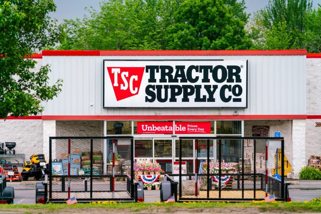 Трудности и достижения Tractor Supply Company в финансовом квартале