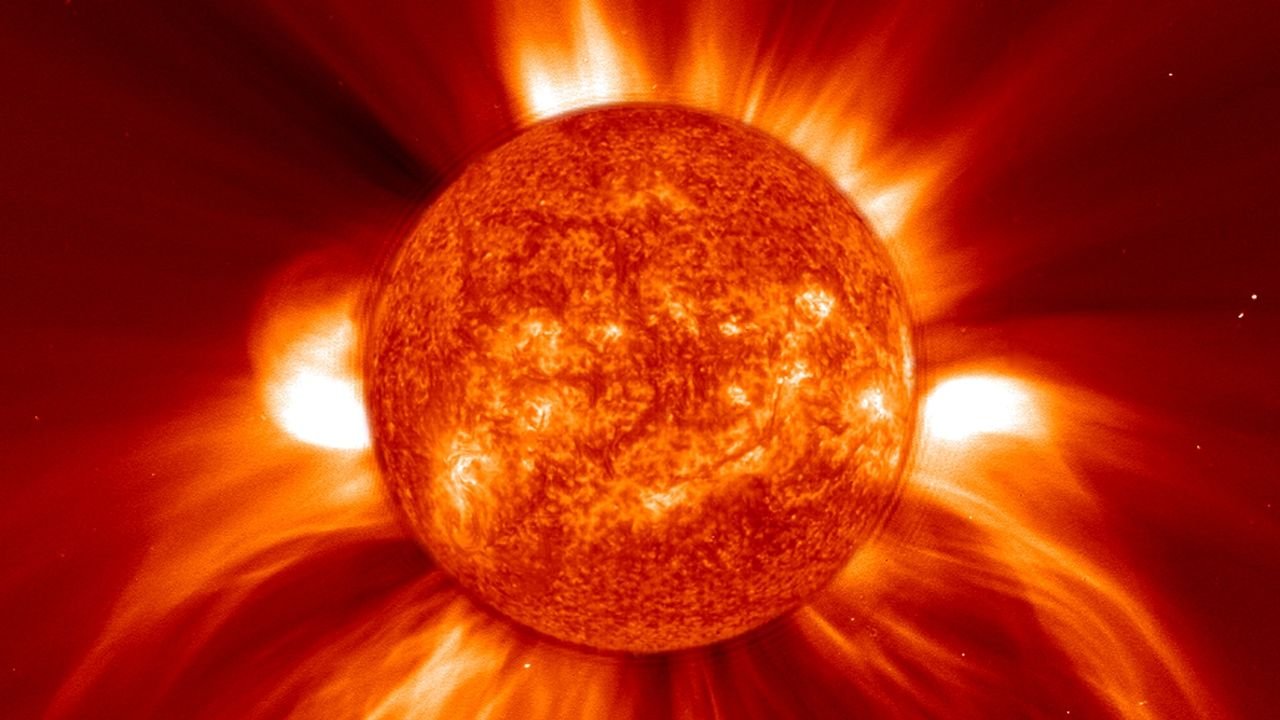 Непредсказуемая корональная масса: как 17 космических аппаратов отслеживали уникальное явление