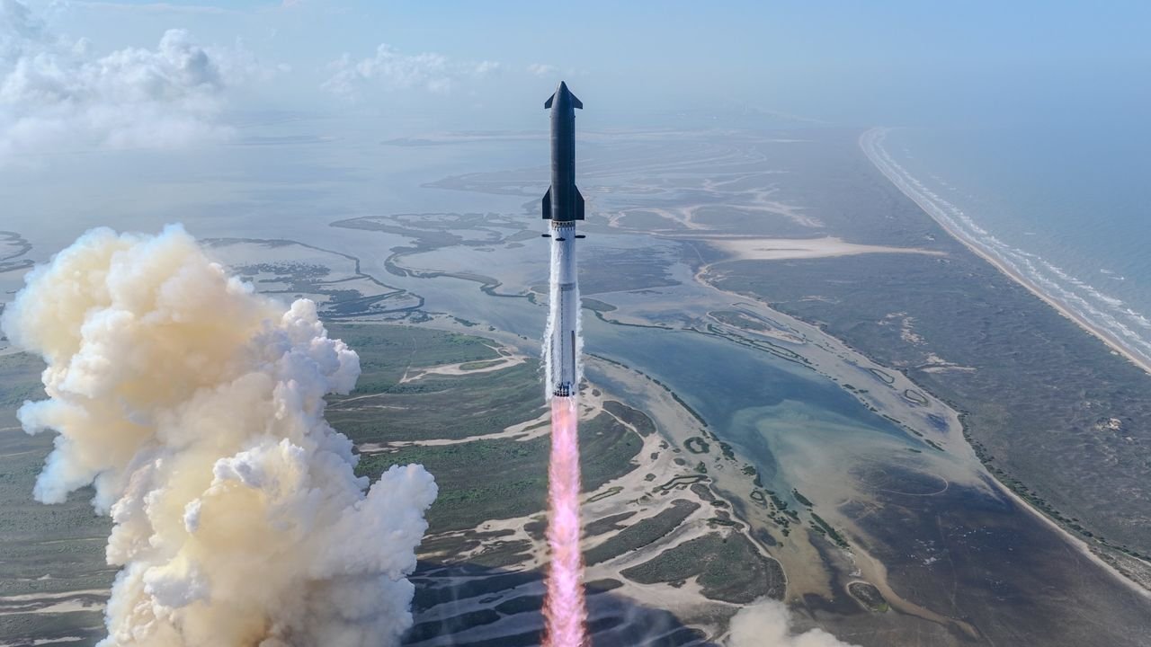 Starship готовится к историческому орбитальному полету: все, что нужно знать