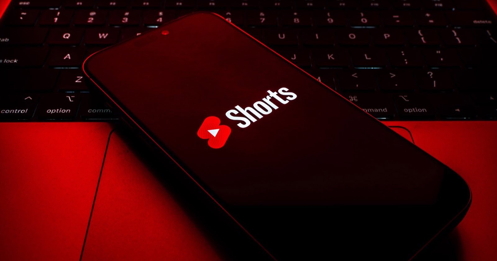 YouTube обновляет систему рекомендаций: акцент на оригинальный контент и снижение охвата агрегаторов