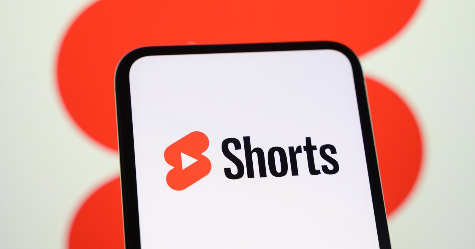 YouTube запускает эксперимент Ask YouTube в Shorts: что это значит для пользователей и создателей контента