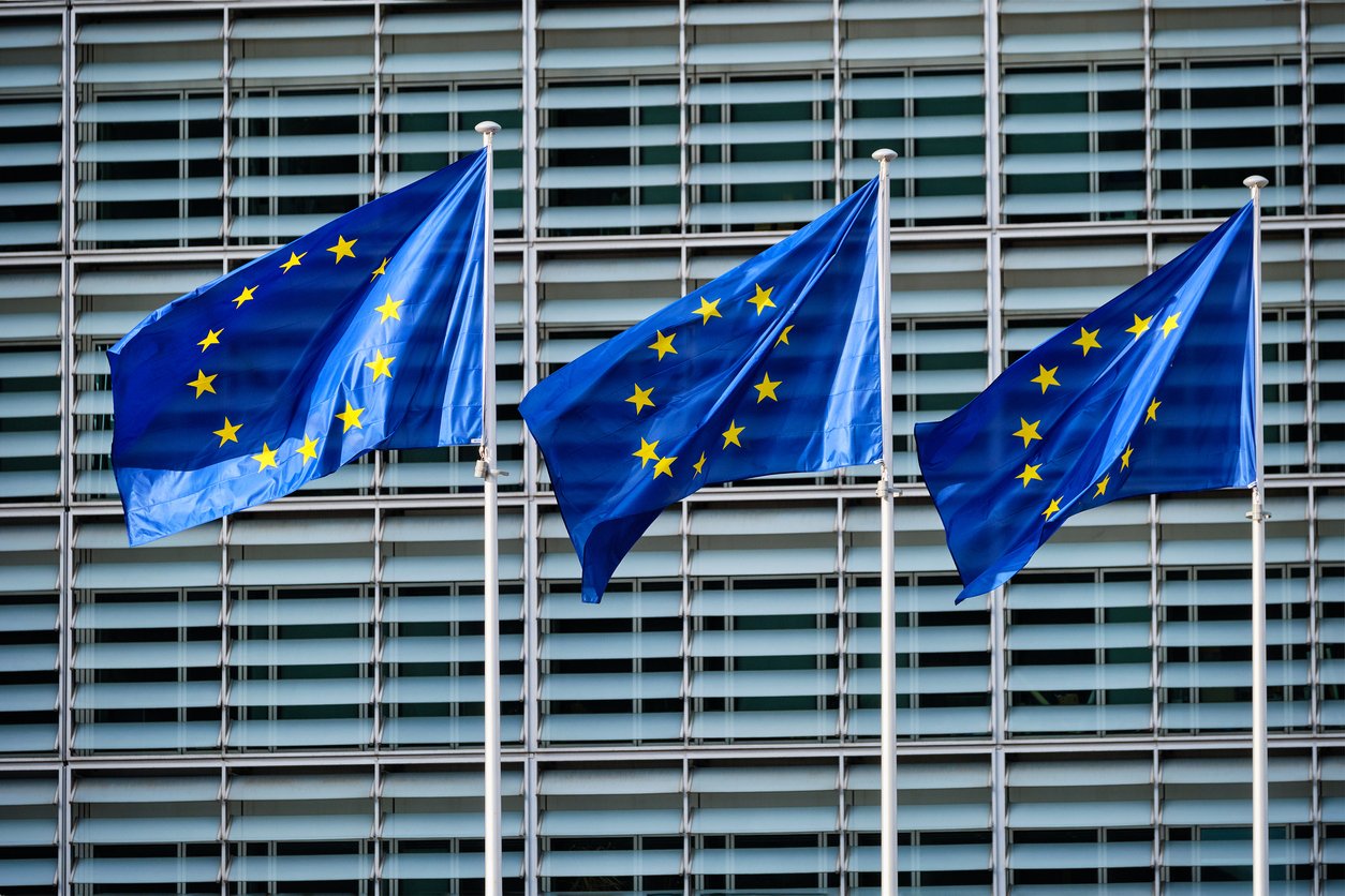 Европейский парламент упрощает требования по утилизации для малых и средних предприятий
